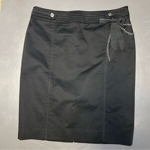 White House Black Market Black Chain Accent Pencil Skirt | Size 4